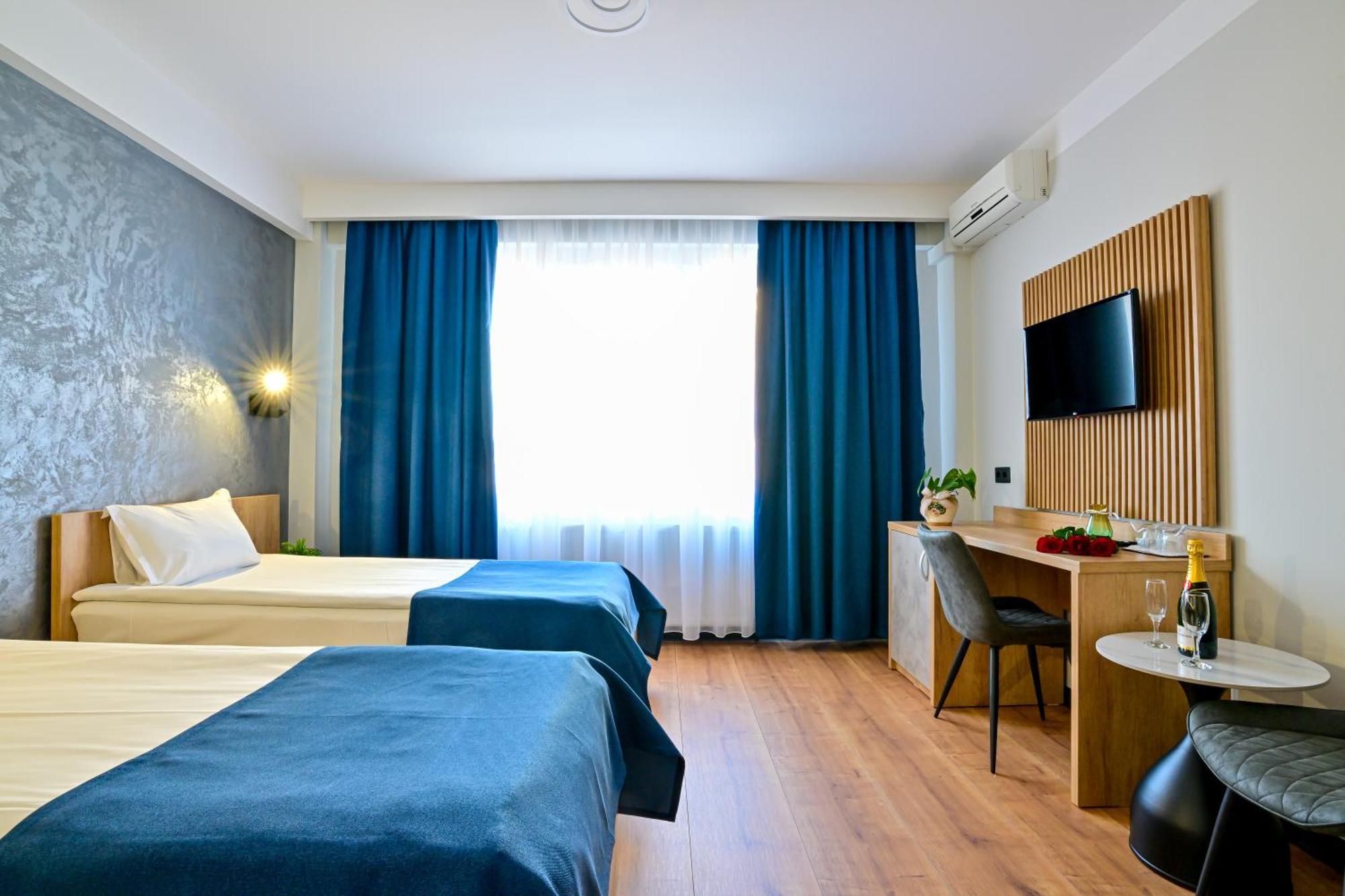 Hotel Class Hermannstadt Ngoại thất bức ảnh