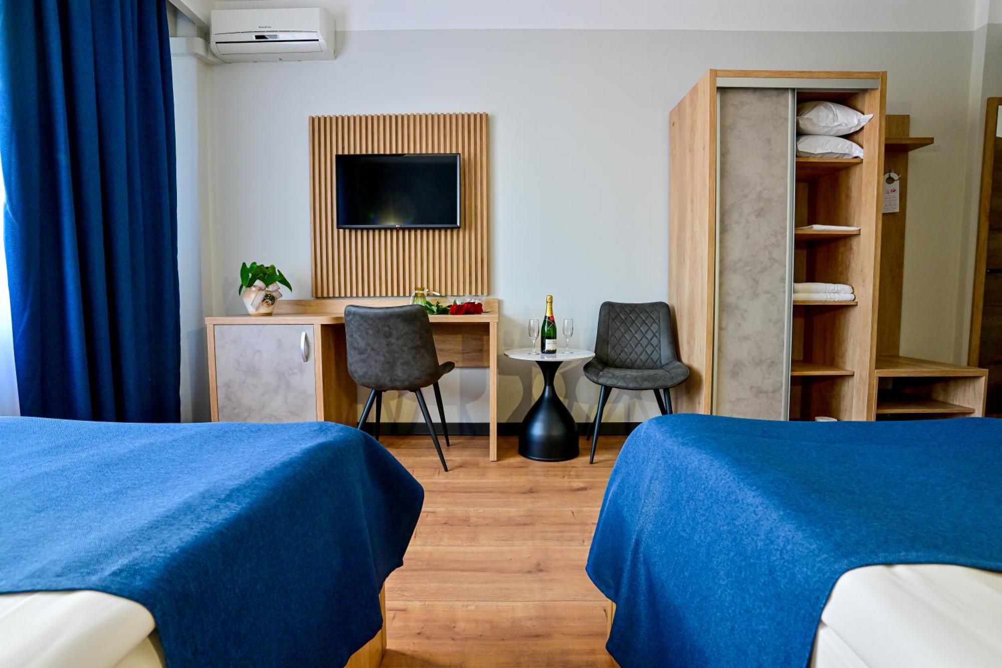Hotel Class Hermannstadt Ngoại thất bức ảnh