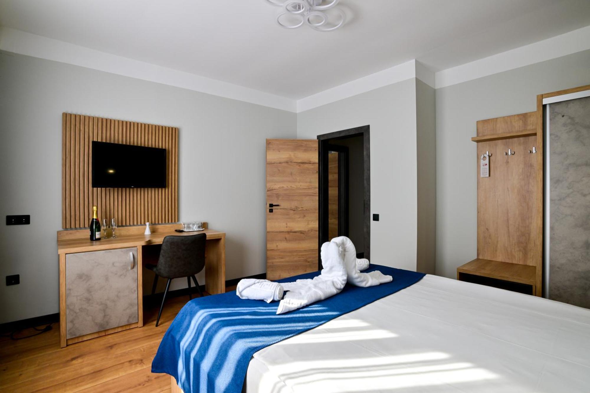 Hotel Class Hermannstadt Ngoại thất bức ảnh