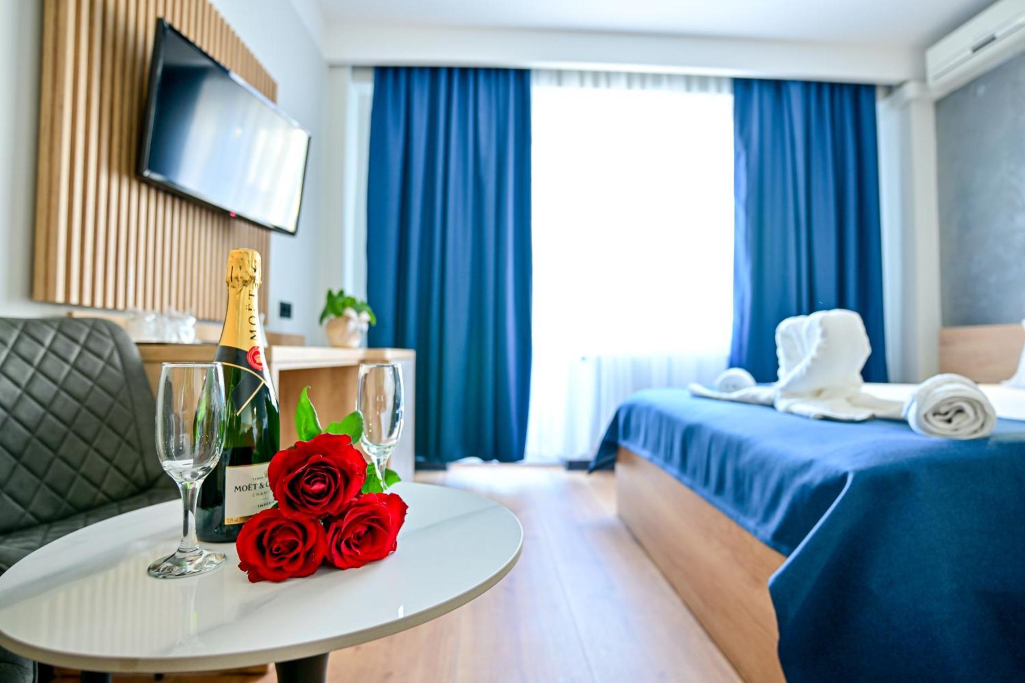 Hotel Class Hermannstadt Ngoại thất bức ảnh