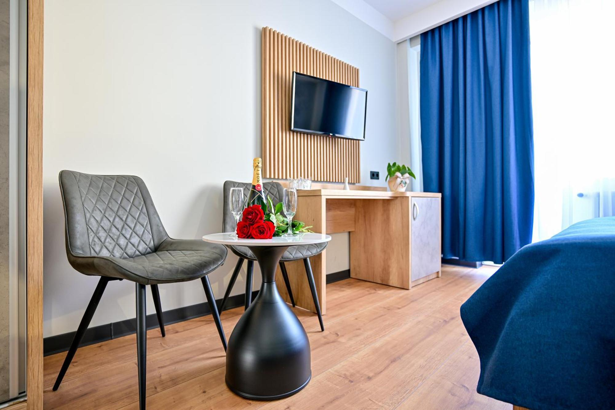 Hotel Class Hermannstadt Ngoại thất bức ảnh